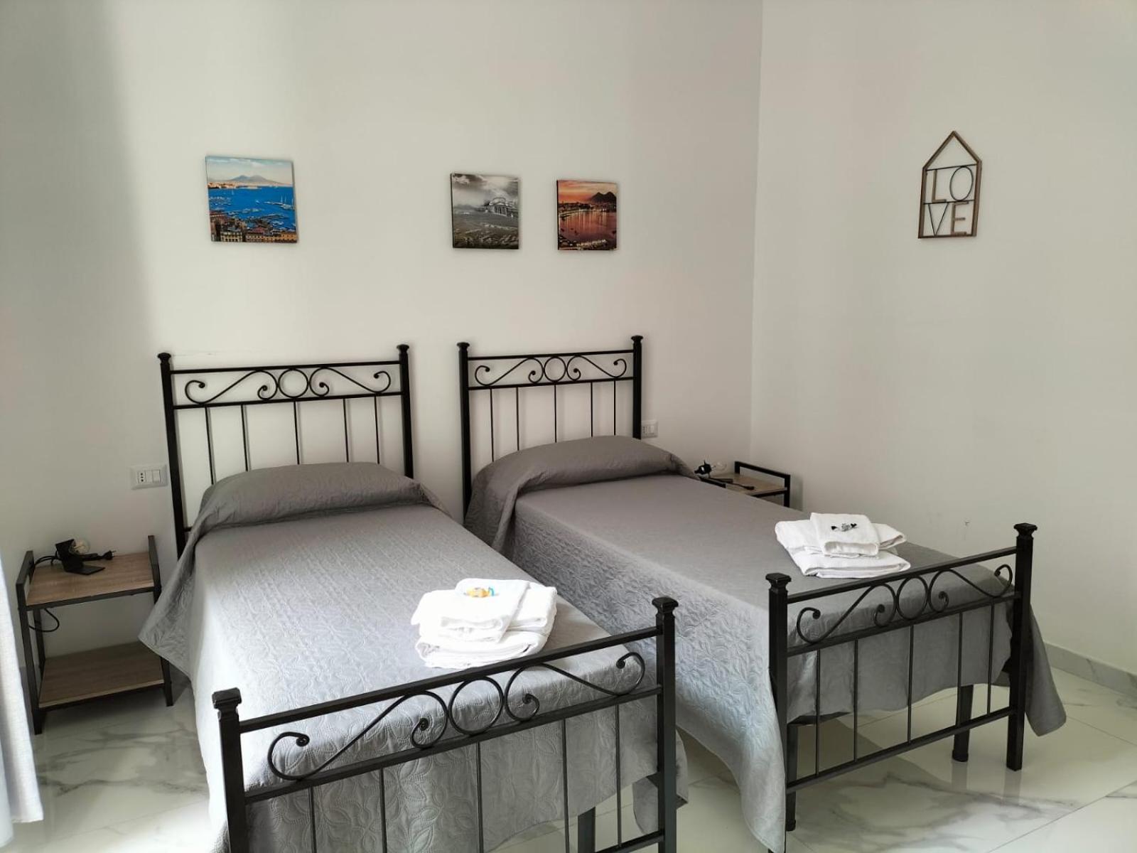 Lumacors House Bed & Breakfast Naples Exterior photo